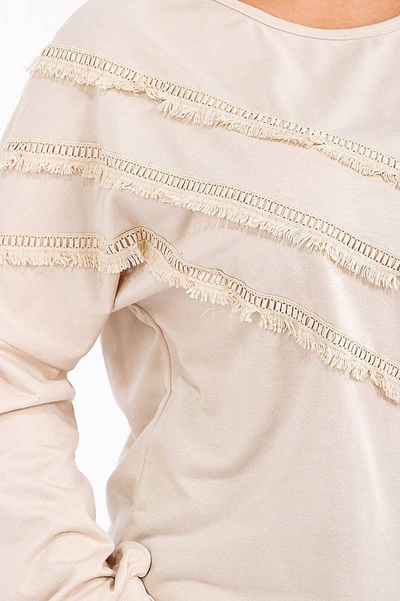 LONG SLEEVE FRINGE DETAILED TOP