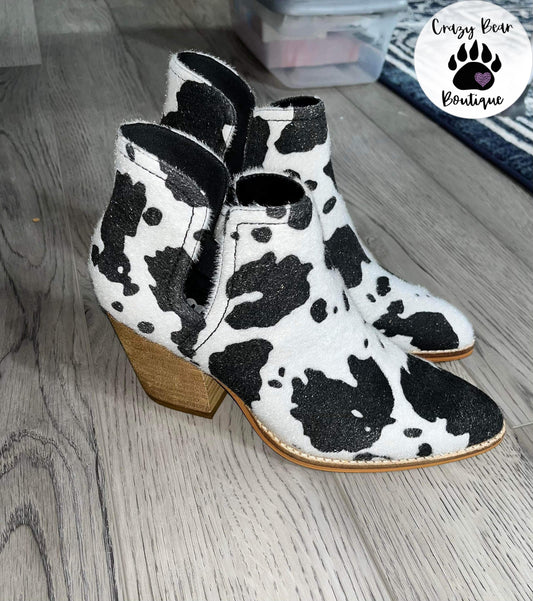 MMshoes Cow Print black n white boots