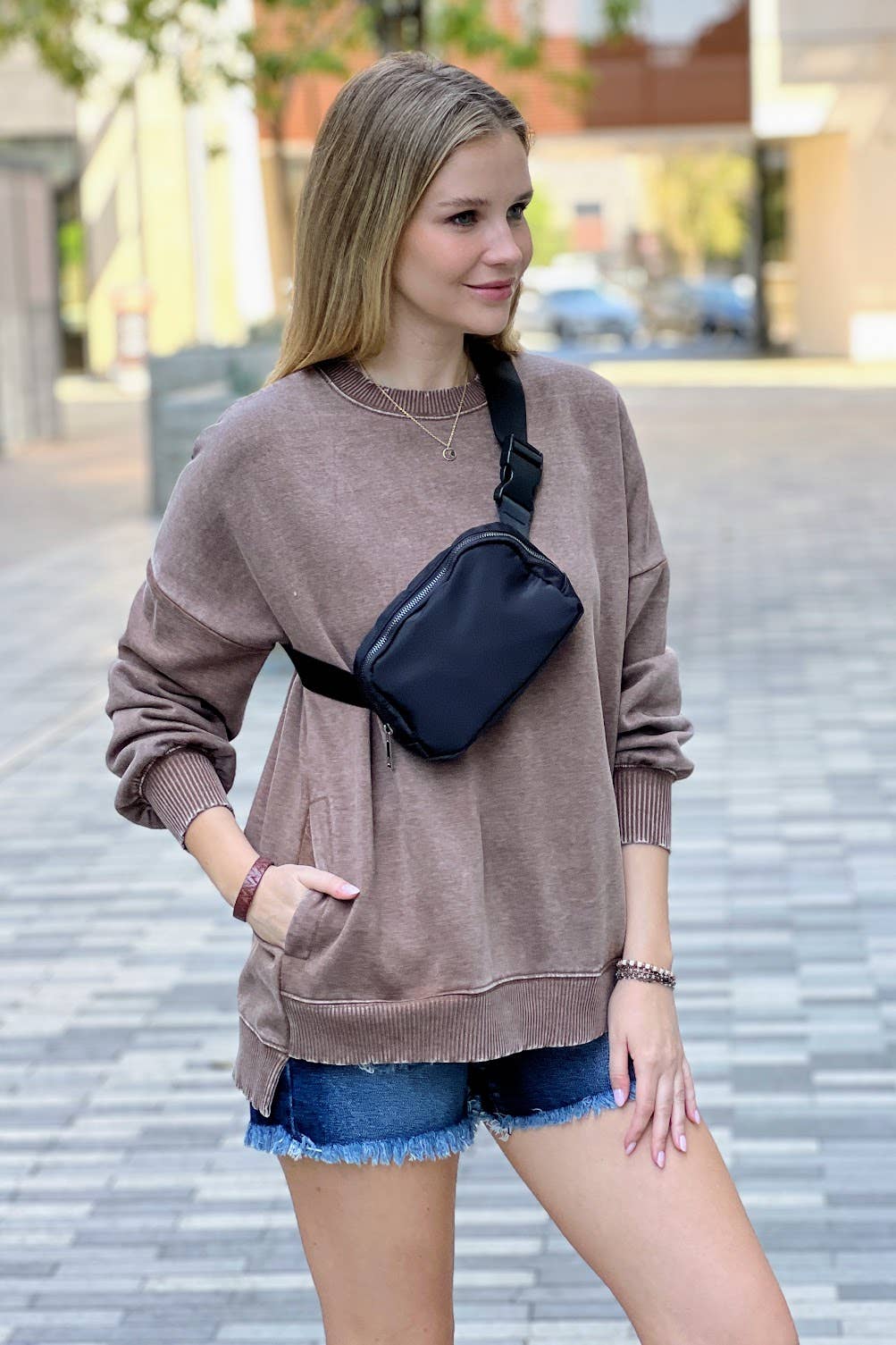 ",,,,..Acid Wash Fleece Hi Low Hem Pullover With Pockets