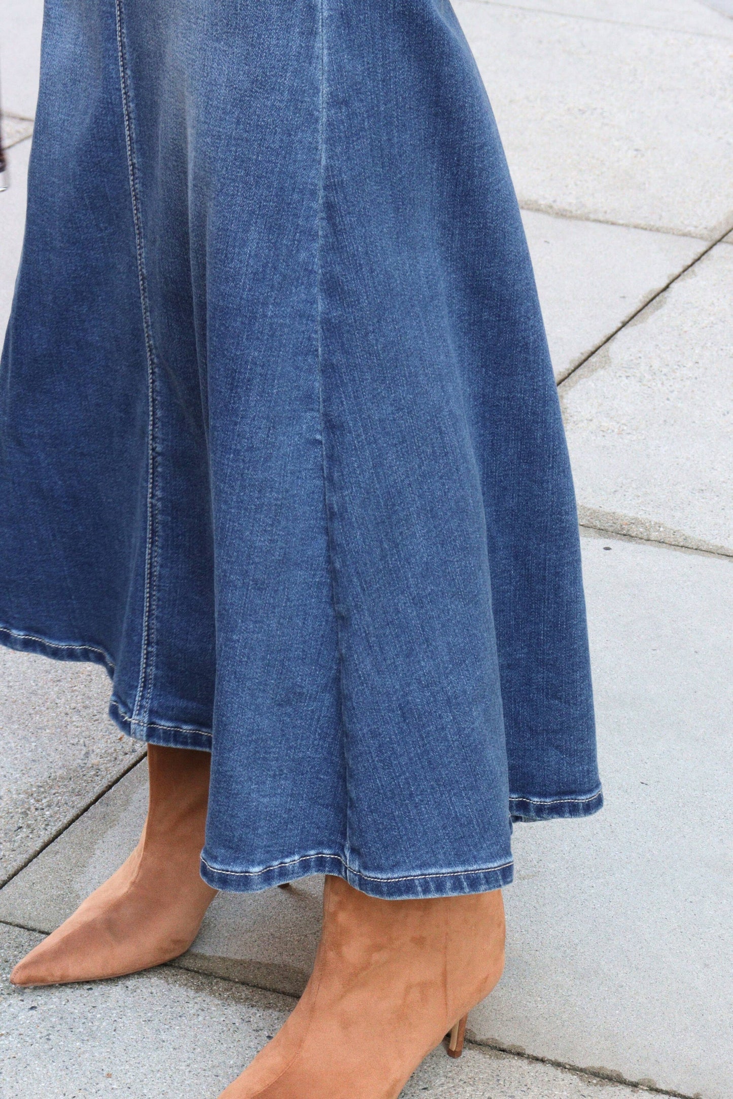 DENIM MAXI MERMAID SKIRT WITH GUSSET