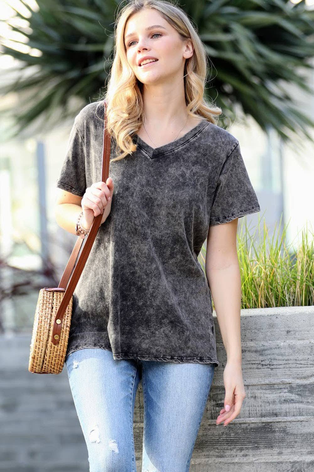 `.Washed Short Sleeves Top As Shown